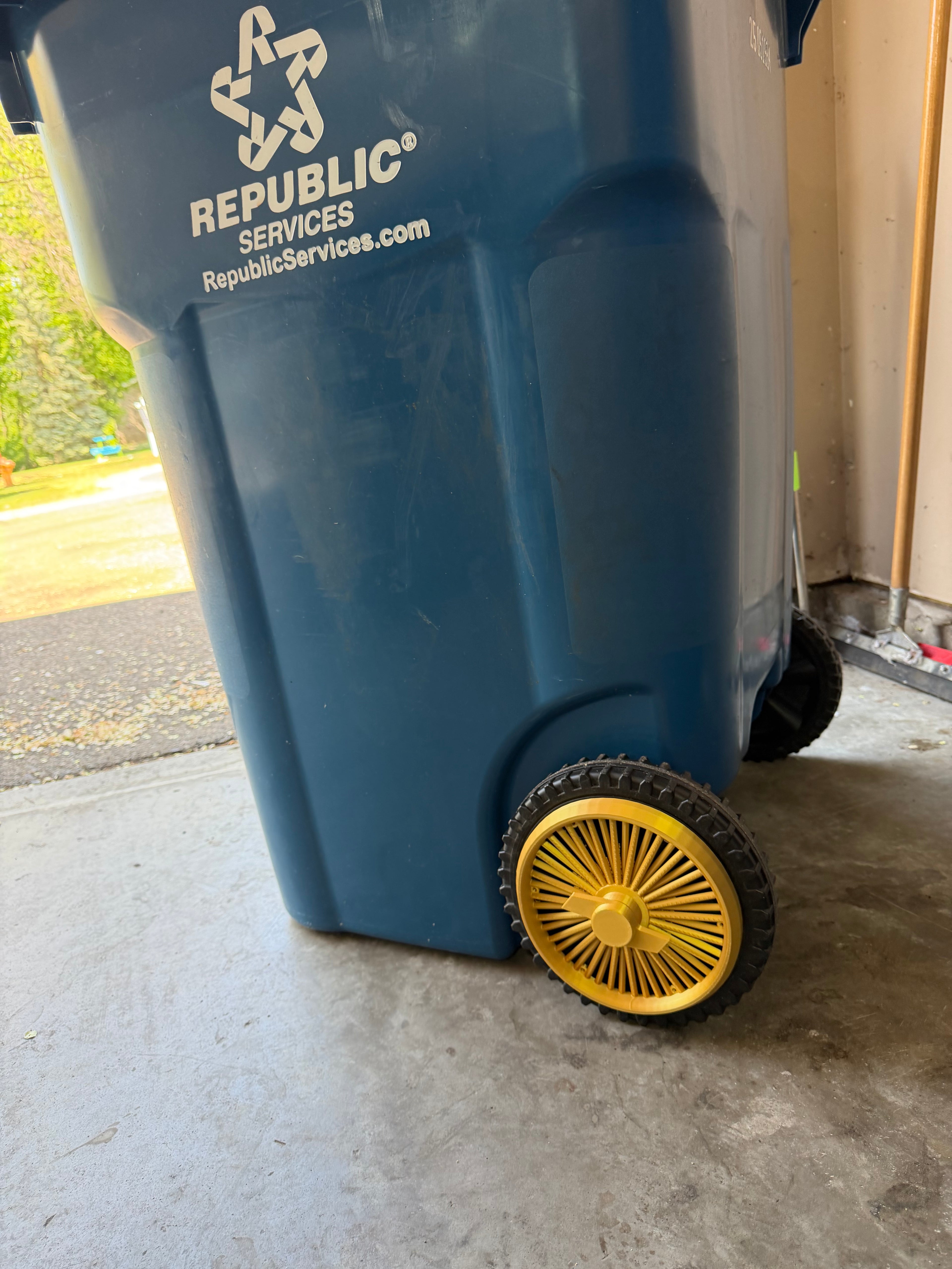 Dayton trash can “wheels”